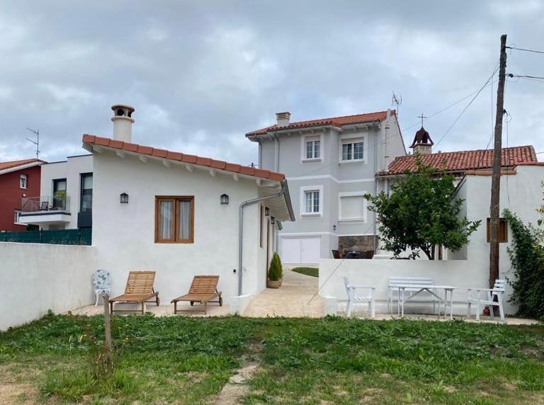 Villa La Casita De El Montan Avilés Exterior foto